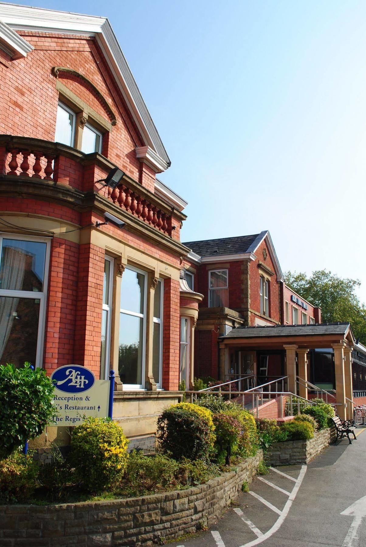 Alma Lodge Hotel Stockport Exterior photo
